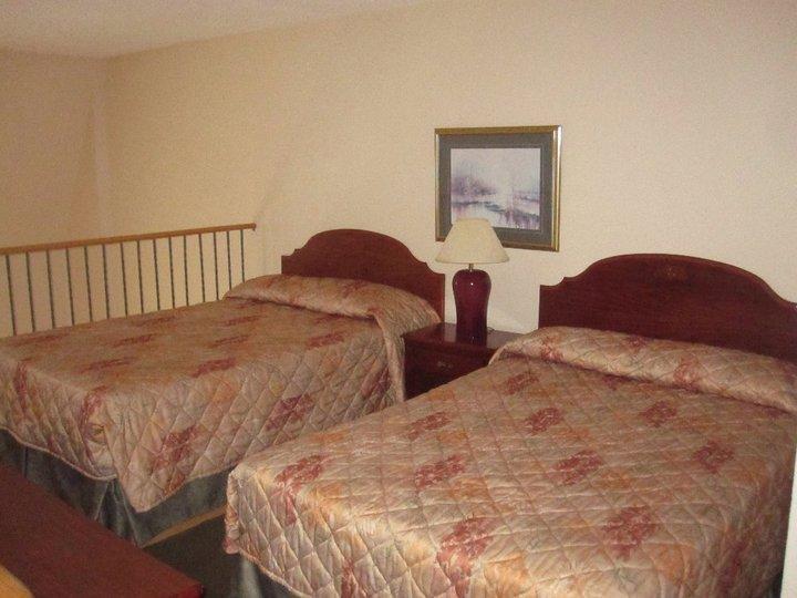 Travelodge By Wyndham Wasaga Beach Εξωτερικό φωτογραφία